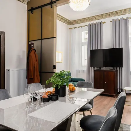 Glamour Apartament - Centrum Poznania Zewnętrze zdjęcie