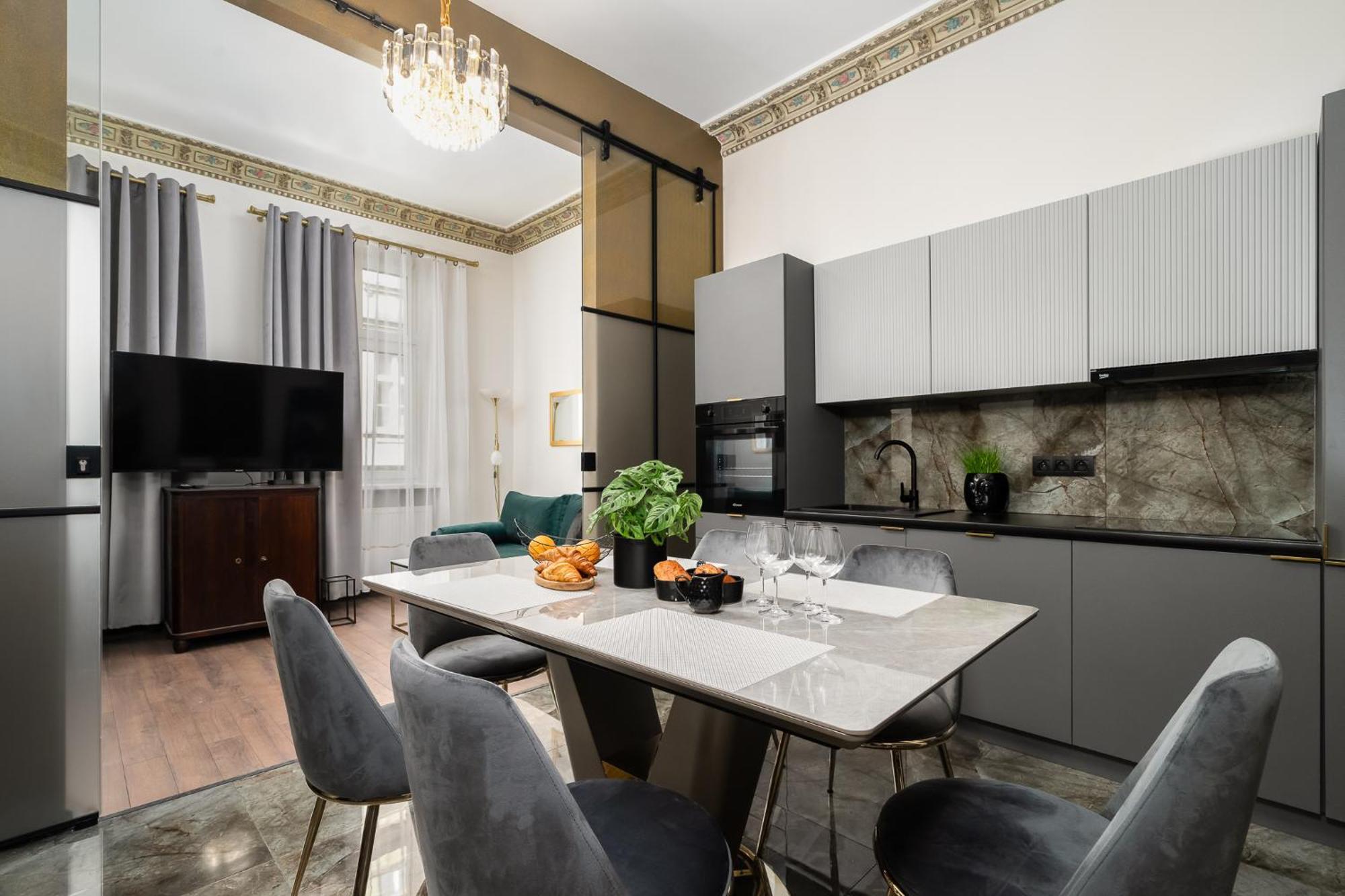 Glamour - Centrum Poznania Apartment *